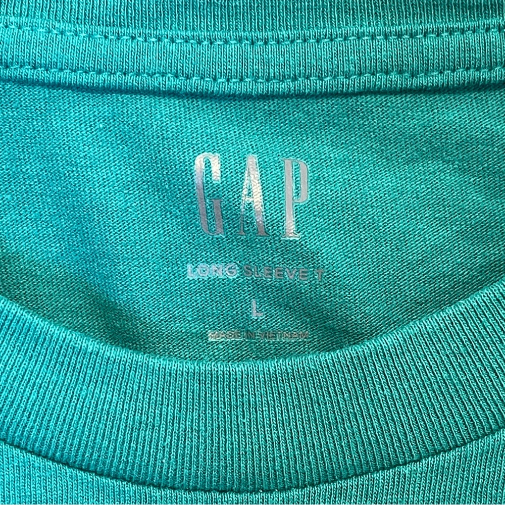 Gap long sleeve green short unisex‎ size large - Picture 3 of 3
